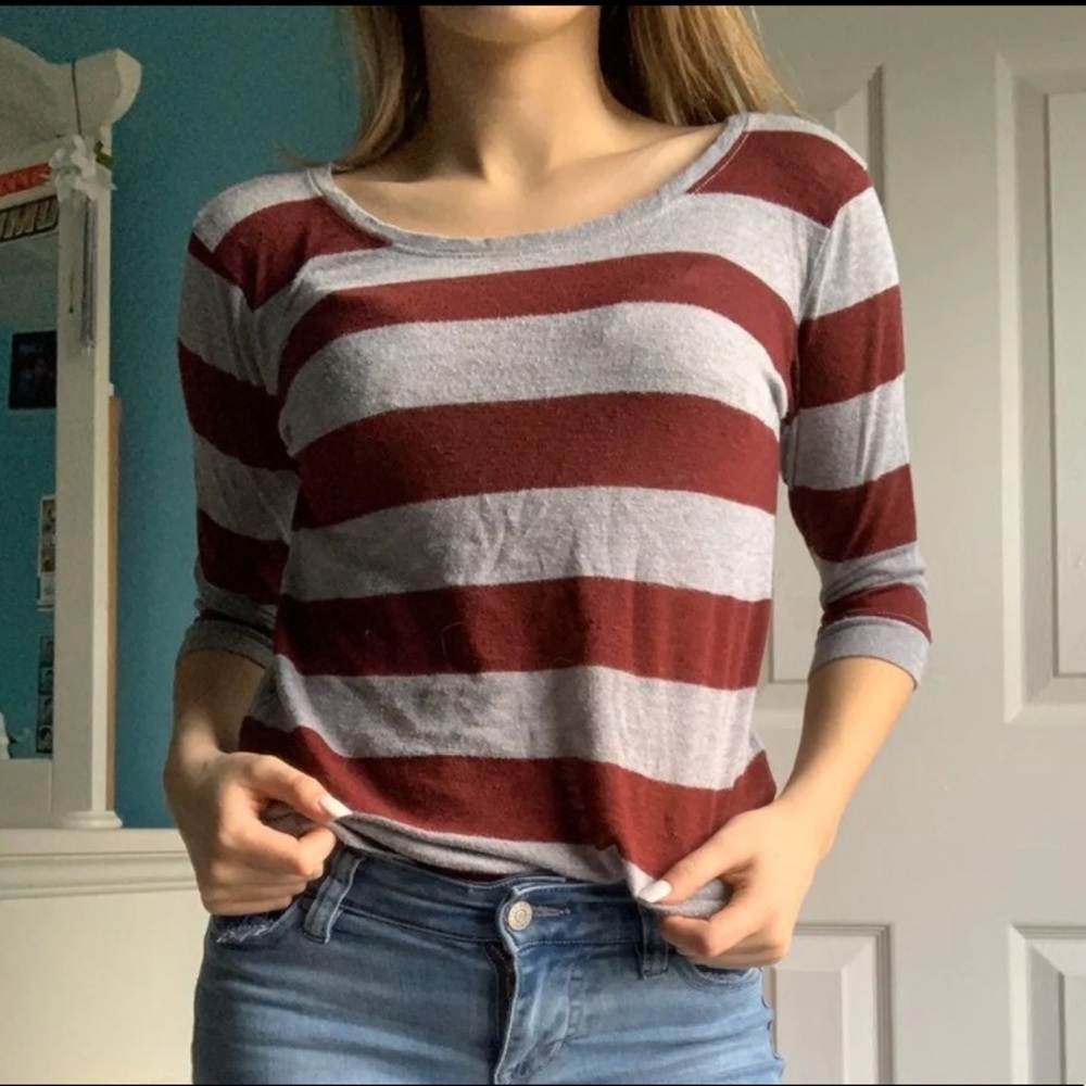 cropped arm top